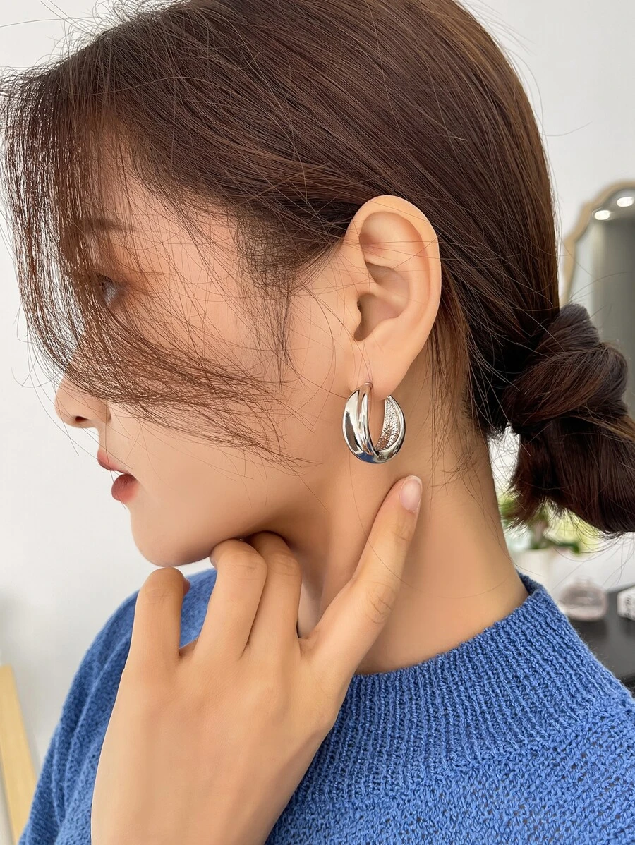 DAZY 極簡風格開口耳環 - 銀色 - 查看 1