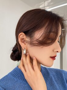 DAZY 極簡風格開口耳環 - 銀色 - 查看 4