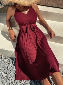 Pleated Hem Belted Cami Dress - Burgundy - View 3