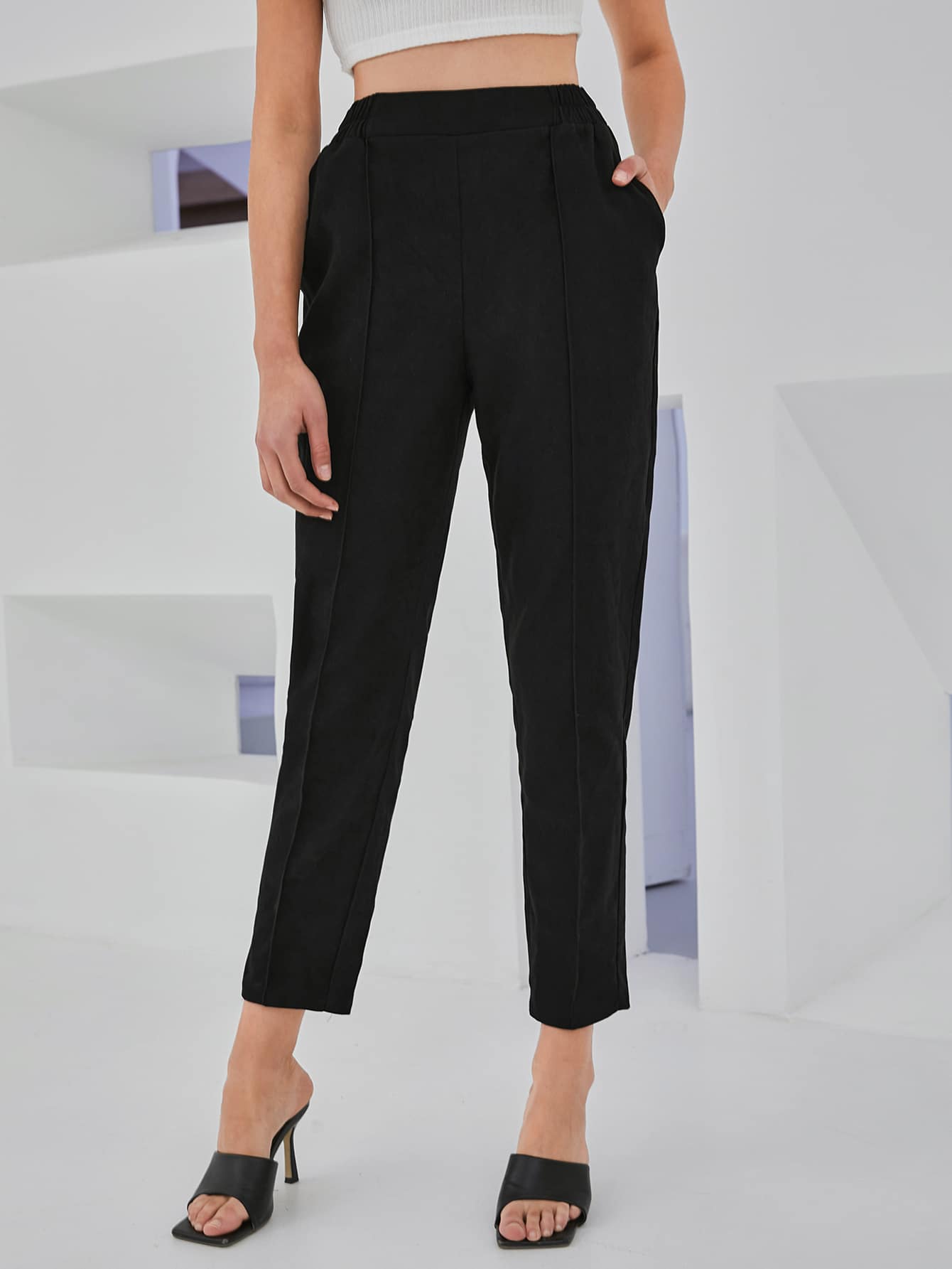 SHEIN Elastic Waist Carrot Cropped Trousers - Black - View 1