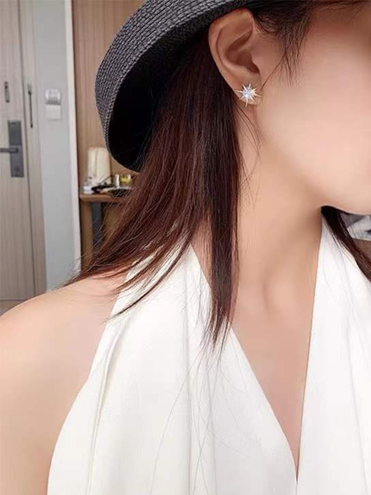 水鑽月亮和星星裝飾耳環 - 銀色 - 查看 3