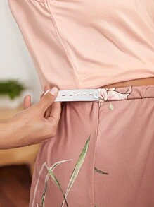 SHEIN Maternity Floral Print Robe & Adjustable Elastic Waist Trousers And Cami Top Pyjama Set - Multicolor - View 3