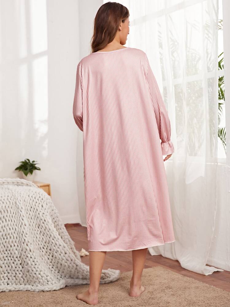 SHEIN 孕婦條紋印花前紐扣休閒服洋裝 - 彩色 - 查看 2