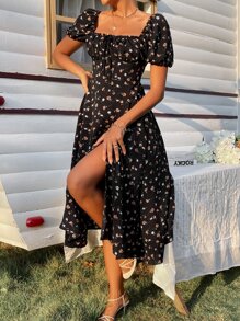 SHEIN Frenchy Allover Floral Square Neck Ruched Bust Puff Sleeve Split Thigh Dress Summer Vacation Flower Black Beach - Black - View 3