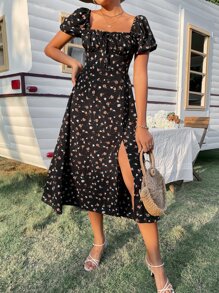 SHEIN Frenchy Allover Floral Square Neck Ruched Bust Puff Sleeve Split Thigh Dress Summer Vacation Flower Black Beach - Black - View 4