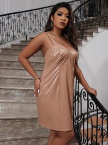 SHEIN Clasi 大碼後背十字交叉緊身上衣PU皮革吊帶連衣裙 - 杏色 - 查看 3