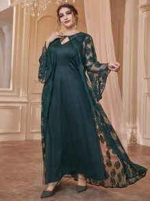 Modelyn Plus Solid Dress & Flounce Sleeve Lace Maxi Dress Women Outfit - Dark Green - View 6