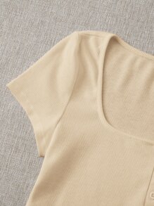 SHEIN EZwear 休闲百搭纯色弧形下摆短袖T恤，夏季