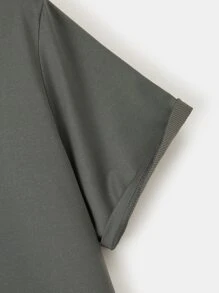 Manfinity Homme Men Letter & Figure Graphic Mock Neck Tee - Dark Grey - View 4