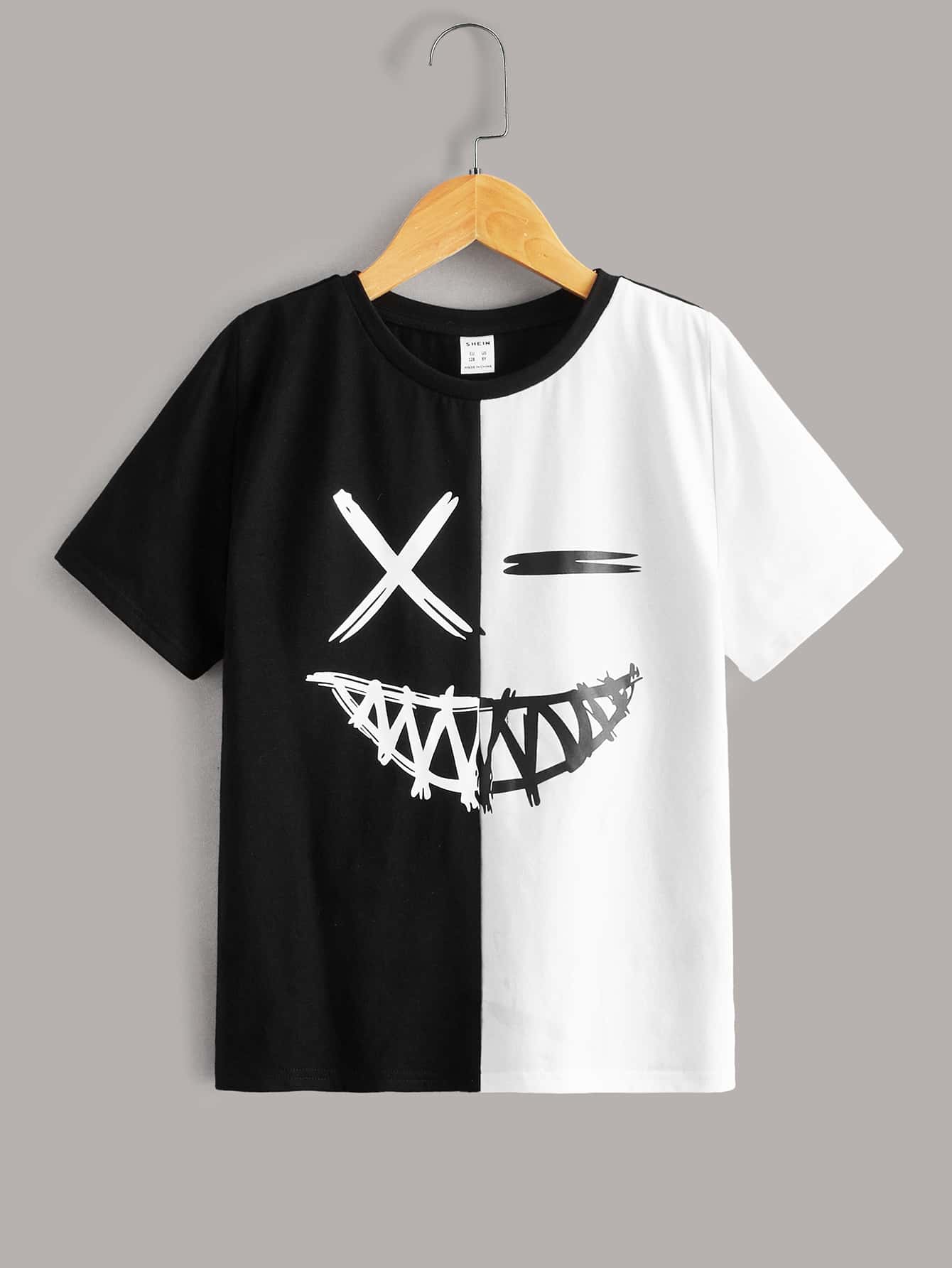SHEIN Camiseta de manga corta de verano informal para niño preadolescente con estampado de carita sonriente en patchwork de colores contrastantes - Blanco y Negro - Añade 1
