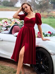 Aveloria Modichic 褶邊假鈕扣泡泡袖雞心領口高衩緞面連衣裙 - 酒紅色 - 查看 3