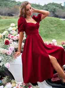 Aveloria Modichic 褶邊假鈕扣泡泡袖雞心領口高衩緞面連衣裙 - 酒紅色 - 查看 5