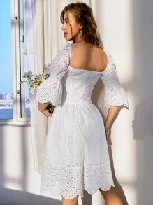 SHEIN Unity Vestido con bordado con ojal de manga con volante ribete en abanico bajo con fruncido - Blanco - Ver 2