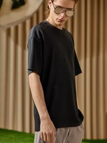 GENTILAND Men Round Neck Solid Tee - Black - View 4