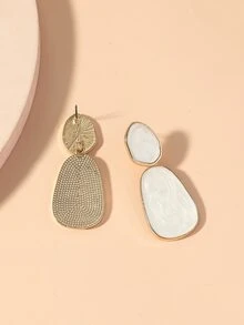 Pendientes largos con diseño geométrico - Blanco - Ver 2