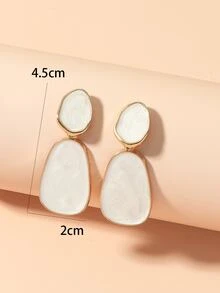 Pendientes largos con diseño geométrico - Blanco - Ver 3