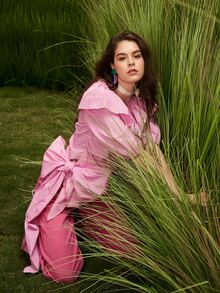 Mulvari Top con diseño de lazo grande ribete con fruncido - Rosa Pálido - Ver 8