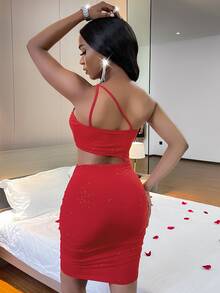 SHEIN SXY 不對稱領鏤空緊身連衣裙 - 紅色 - 查看 2