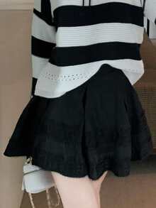 Solid Lace Trim Flared Skirt - Black - View 3