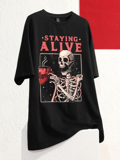 SHEIN X Eduely Camiseta de hombros caídos con slogan & con estampado de esqueleto