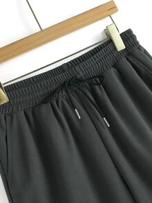 Manfinity 男士圓領T恤和腰部抽繩短褲 - 深灰色 - 查看 4