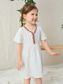 SHEIN 小女童幾何刺繡A字連衣裙 - 白色 - 查看 1