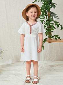 SHEIN 小女童幾何刺繡A字連衣裙 - 白色 - 查看 6