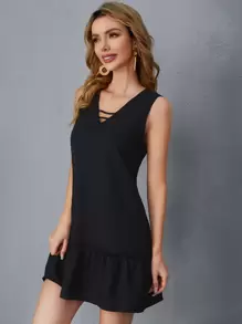 SHEIN 鎖眼領口木耳褶皺邊荷葉邊洋裝 - 黑色 - 查看 3