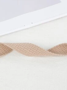 简约可调节纯色棉质肩带，适合日常佩戴