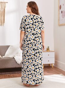 SHEIN Unity Plus Floral Allover Print Button Front Pocket Detail Nightdress - Multicolor - View 2