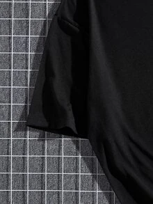 Manfinity Men Letter & Butterfly Print Tee - Black - View 3