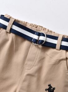 SHEIN 男小童馬和人物刺繡腰帶長褲