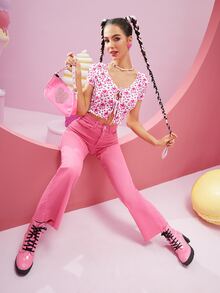 ViktoriiavkArt 愛心和字母圖案前繫帶短款上衣 - 彩色 - 查看 3