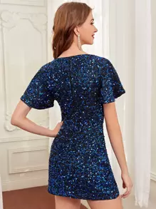 SHEIN BAE Vestido ajustado de manga mariposa con lentejuelas