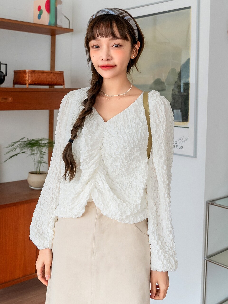 Solid Textured Ruched Lantern Sleeve Blouse
