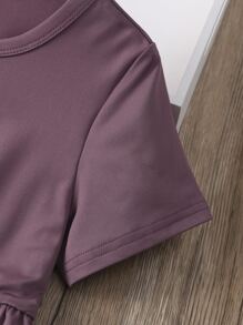 SHEIN Genkimix Kids Trang phục thường ngày mùa hè cổ tròn màu trơn viền bèo cho cô gái trẻ, thời trang và thoải mái khi mặc mùa xuân hè - Bụi hồng - Xem 5