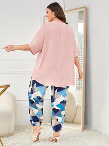 EMERY ROSE Plus Batwing Sleeve Blouse & Geo Print Carrot Trousers - Multicolor - View 2
