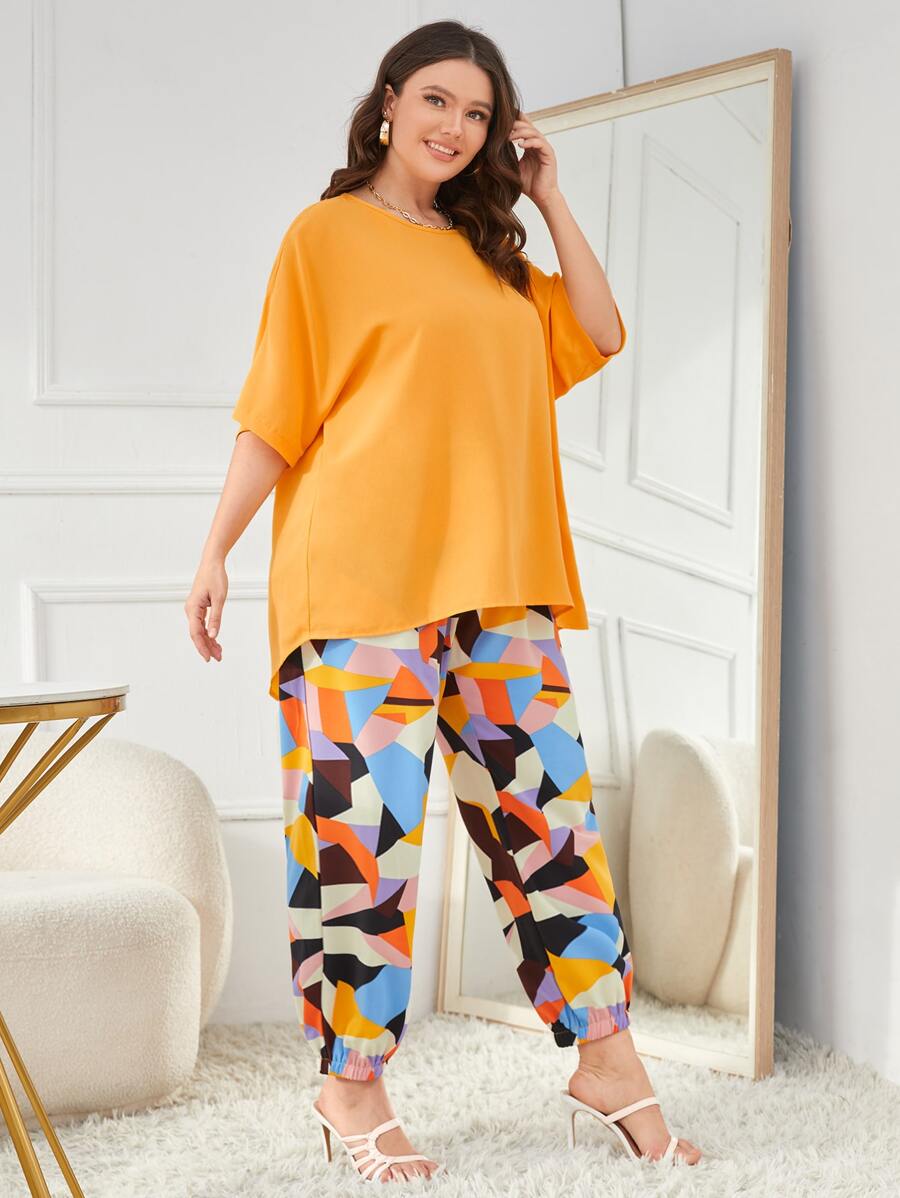 EMERY ROSE Plus Batwing Sleeve Blouse & Geo Print Carrot Trousers - Multicolor - View 1
