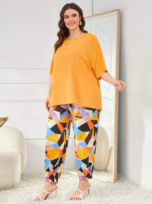 EMERY ROSE Plus Batwing Sleeve Blouse & Geo Print Carrot Trousers - Multicolor - View 4