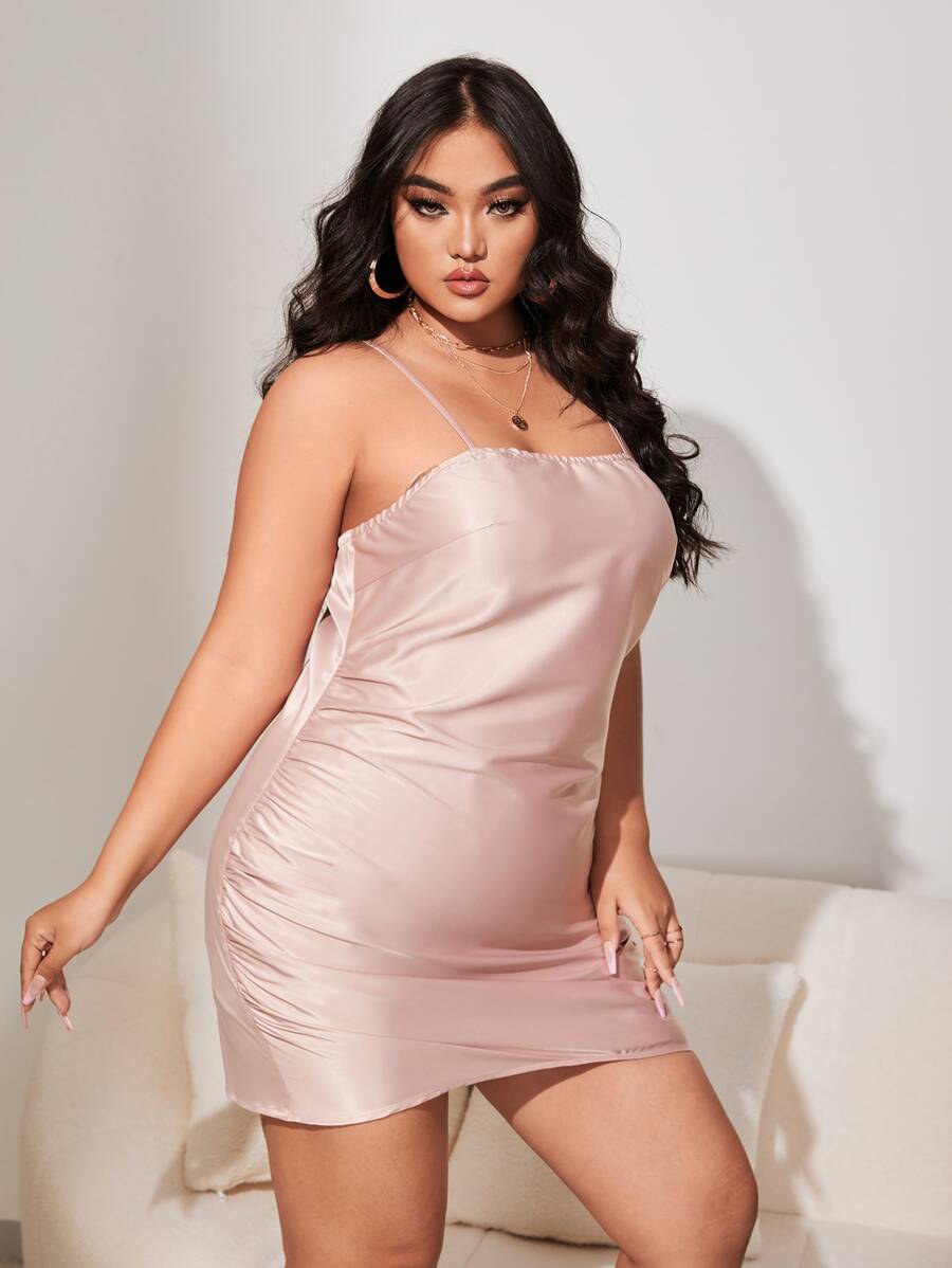 Vestido de tirantes fruncido lateral de satén - Rosa Pálido - Ver 1