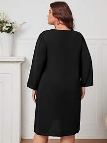 EMERY ROSE Plus Graphic Print Fake Button Tunic Dress - Black - View 2