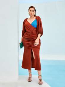 Mulvari Plus Sweetheart Neck Colorblock Dress