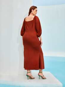 Mulvari Plus Sweetheart Neck Colorblock Dress