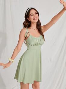 SHEIN MOD Vestido de tirantes de hombros con cordón pecho con fruncido de satén - verde menta - Ver 1