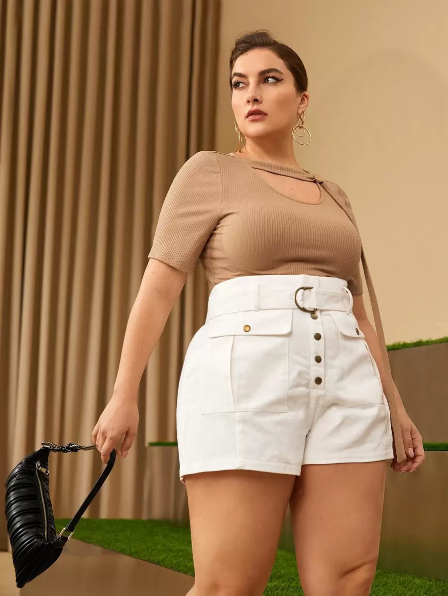 SHEIN Unity Plus D-ring Belted Flap Pocket Shorts - White - View 1