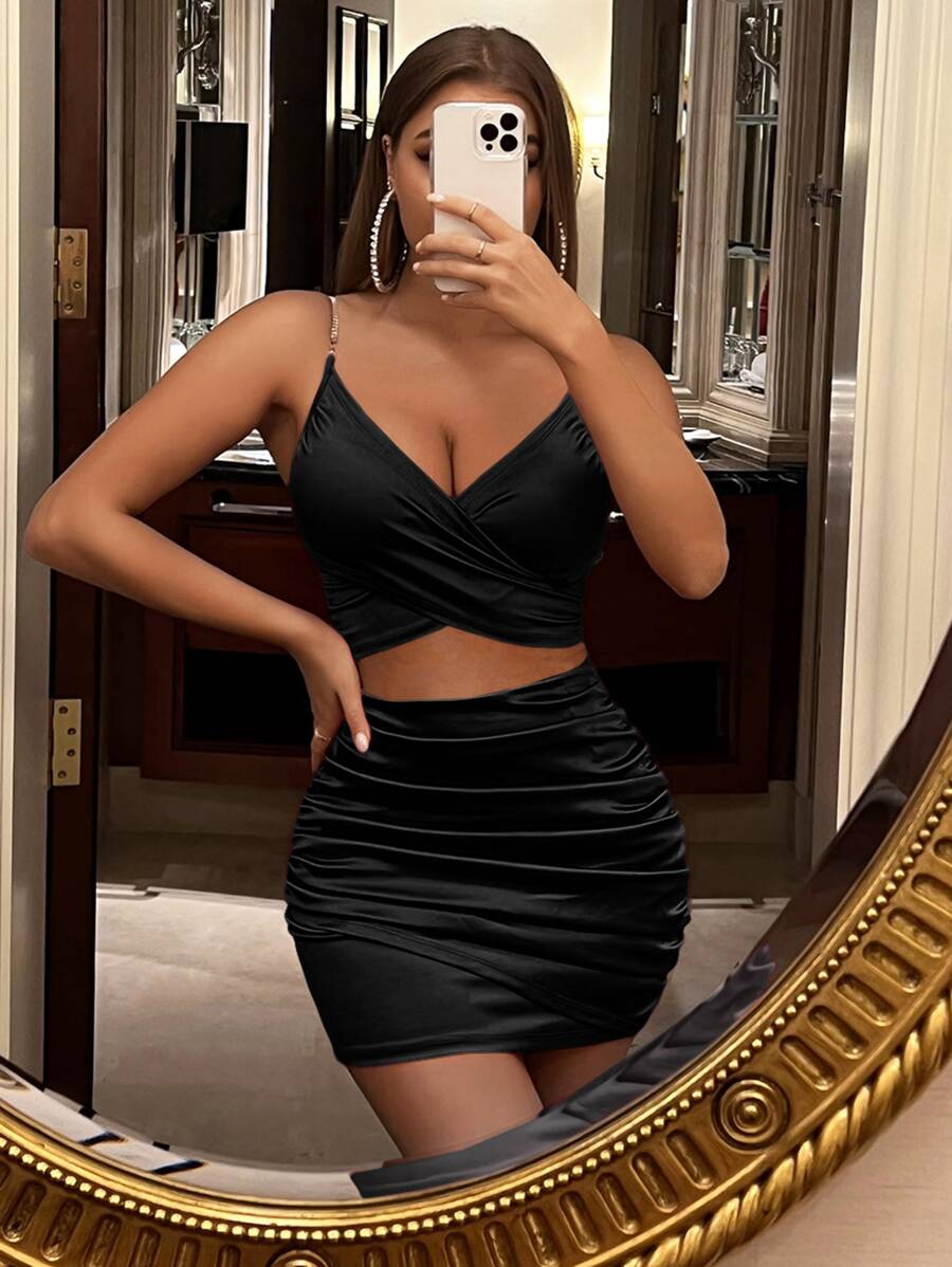 SHEIN SXY Bộ đồ hai mảnh nữ Pha lê kim cương Xù Trọn gói màu trơn Gợi cảm - màu đen - Xem 1