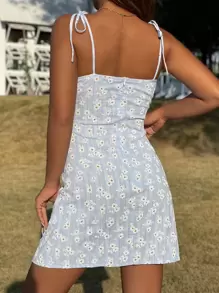 SHEIN Holidaya 花卉圖案打結細節下擺開叉吊帶連衣裙 - 彩色 - 查看 2