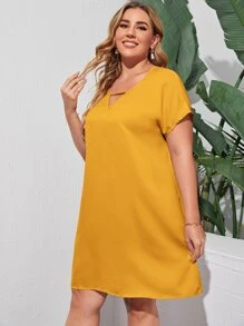 SHEIN LUNE 大碼鏤空v領素色連衣裙 - 芥末黃 - 查看 4