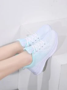 Women's Green Running Shoes For Road, Breathable In Two Colors - Green - View 3