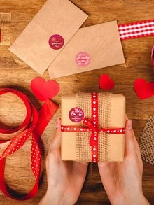 1卷愛心圖案禮物貼紙 - 彩色 - 查看 2